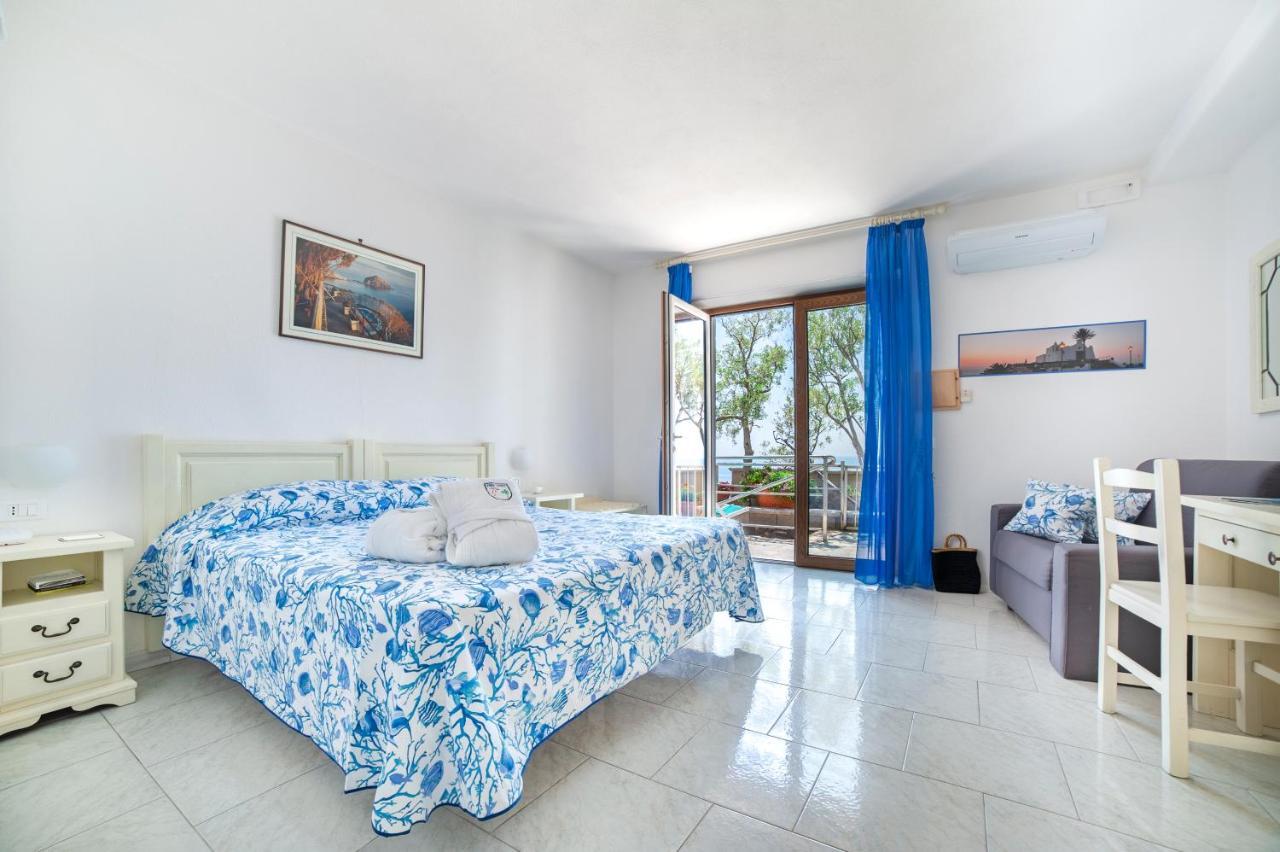Superior Double Room with Sea View,1520926570:JPEG