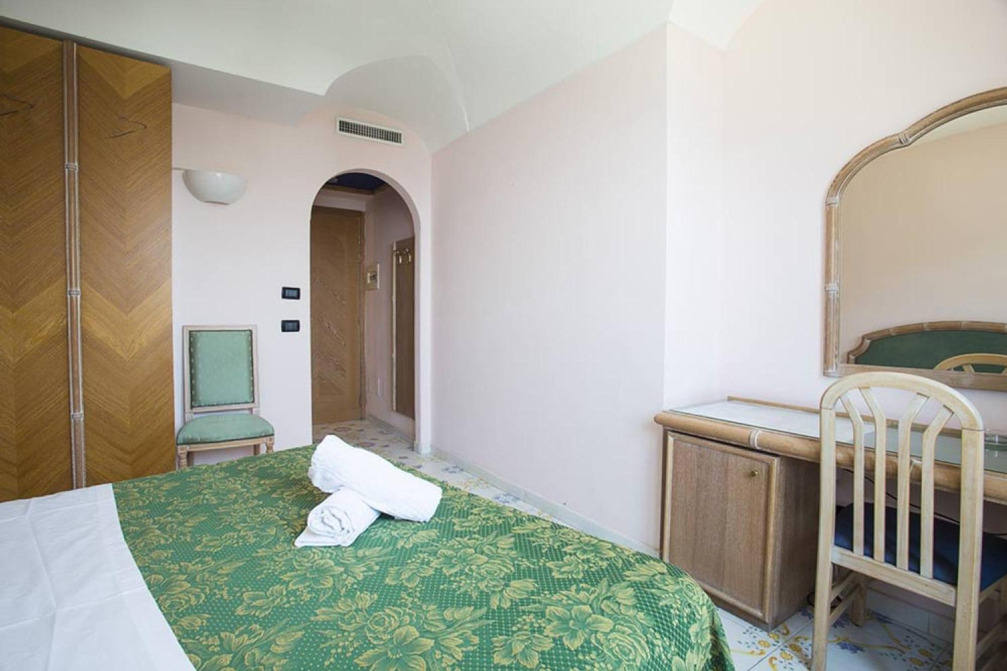 Standard Double Room,1765331941:JPEG