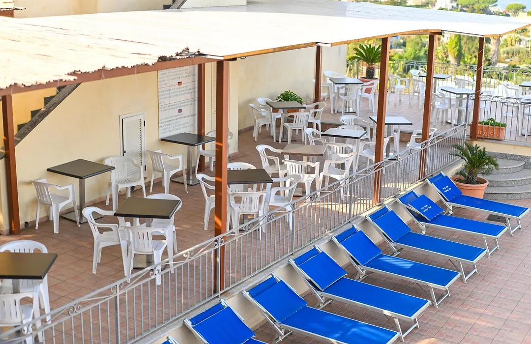 Casthotels Tramonto d'oro Terme-1